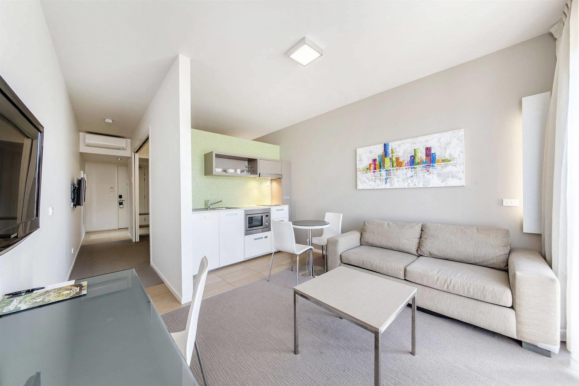 Aparthotel Abode Gungahlin Canberra Exteriér fotografie