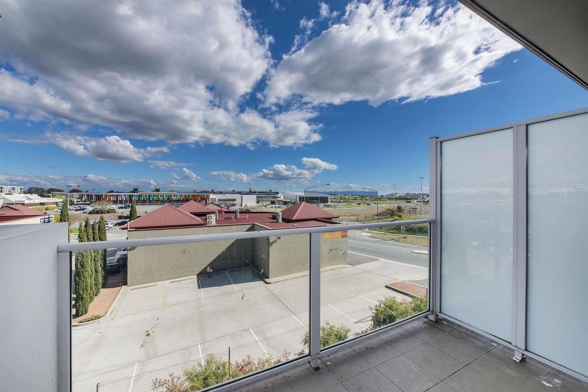 Aparthotel Abode Gungahlin Canberra Exteriér fotografie